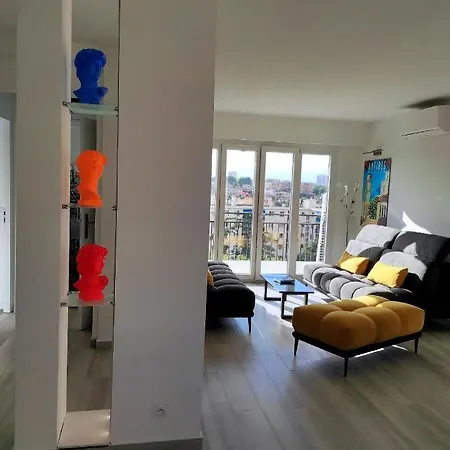 アパート Magnificent 3 Bedroom Rooftop *